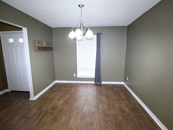 2nd image of 3037 Myrshine Dr