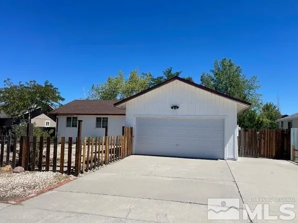 1354 Victoria Dr, Gardnerville, NV 89460