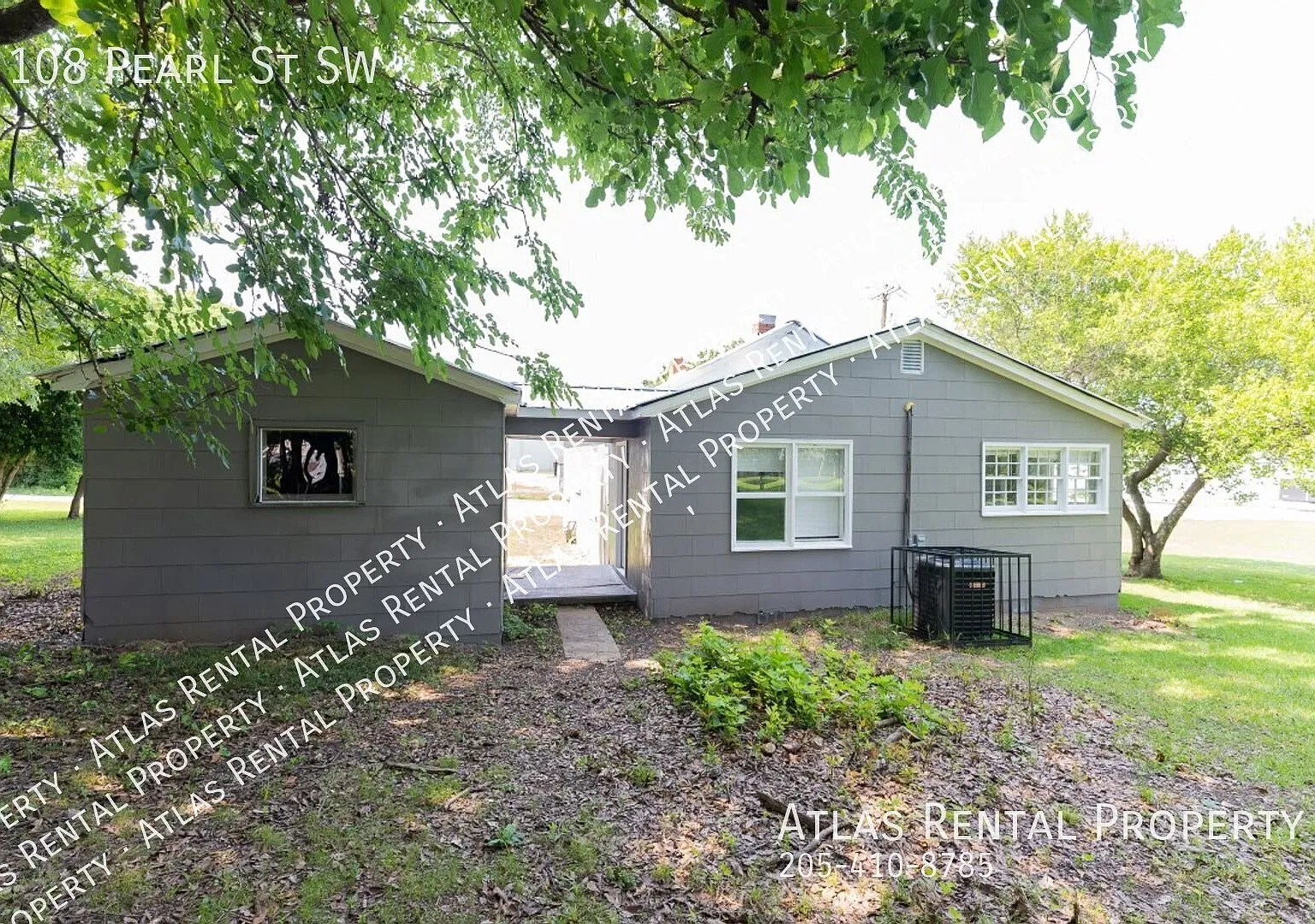 Cozy Living in Hartselle- Move in Ready — Photo 3