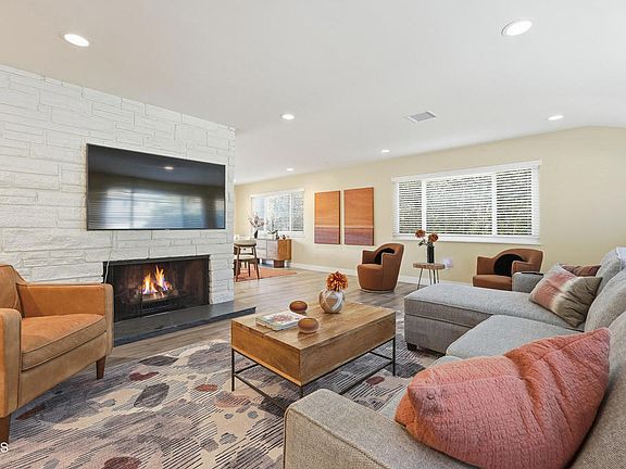 2nd image of 357 Oakcliff Rd