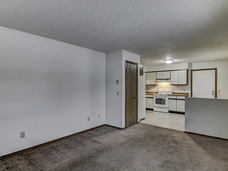 4607 Fairfax Street — Photo 6