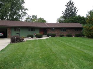 3 Cottontail Ln, Sullivan, IL 61951