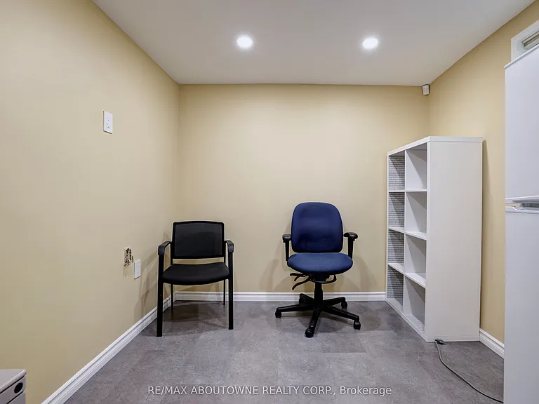 497 Anthony Dr — Photo 24