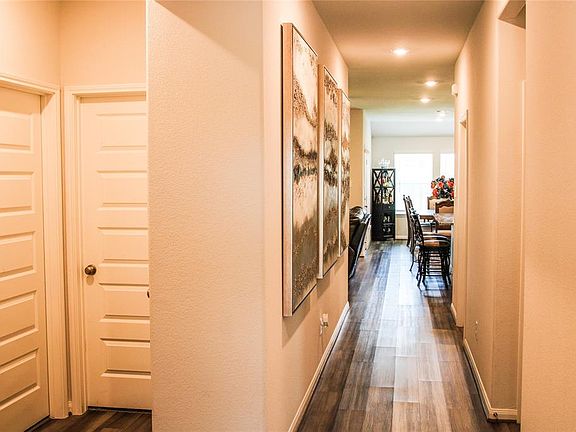 5th image of 2519 Anderwood Pointe Way