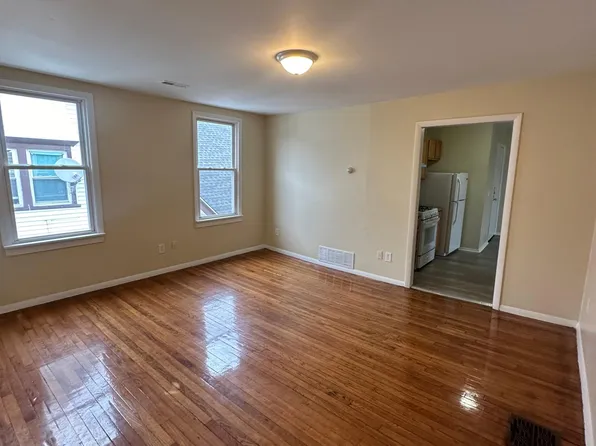 265 Norton St APT 3, New Haven, CT 06511