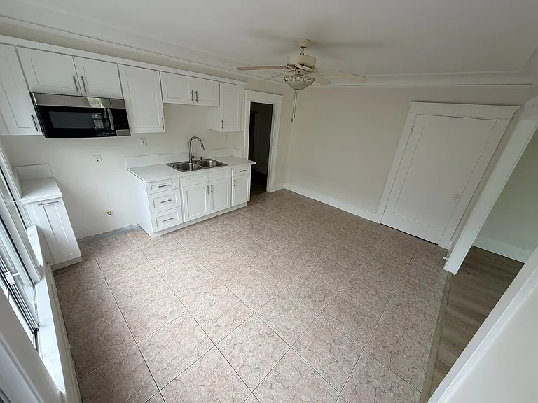 859 N Wilton Pl #1 — Photo 18