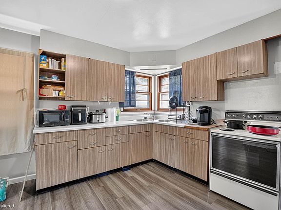 4th image of 322 W Seerley Blvd