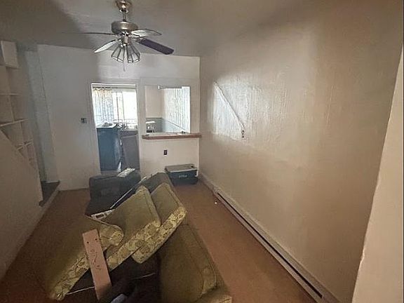5th image of 594-596 W Sunbury St