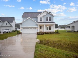 102 Firefly Cir, Cedar Point, NC 28584