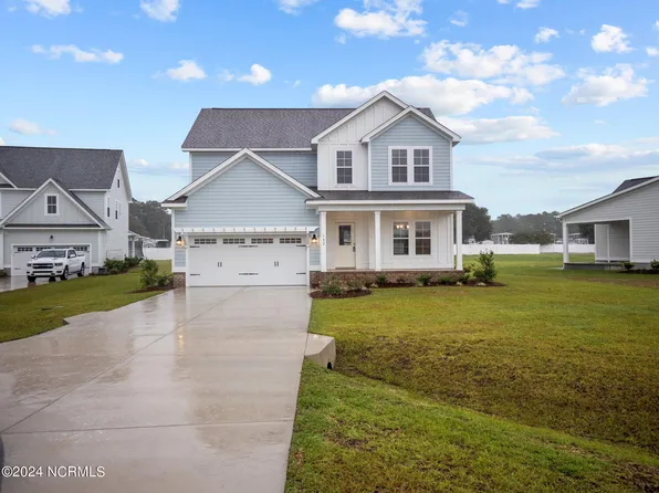 102 Firefly Circle, Cedar Point, NC 28584