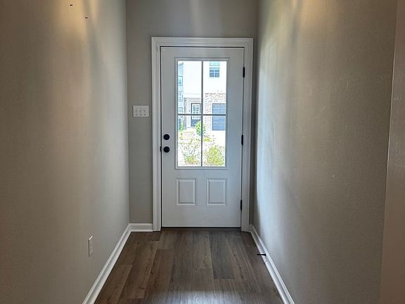 5th image of 1003 Bengal Crossing Ave