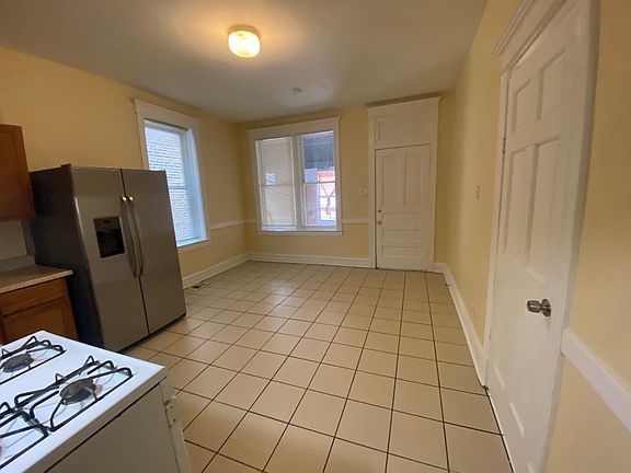 5th image of 2420 S Drake Ave #1