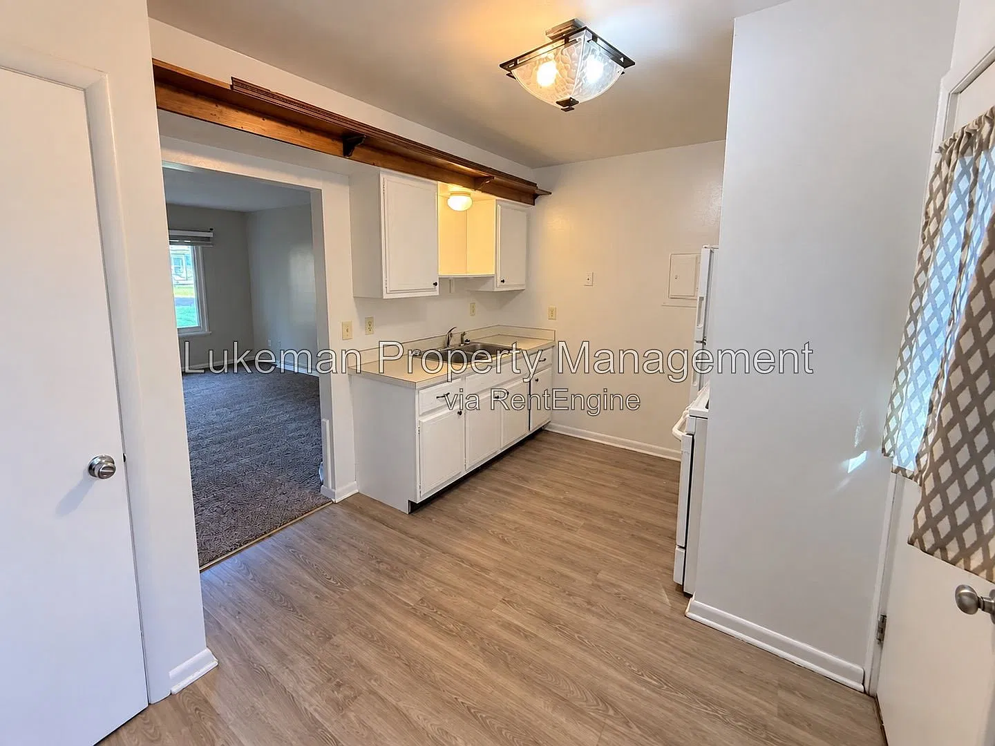 2 bed, 1.0 bath, 756 sqft, $900 — Photo 4