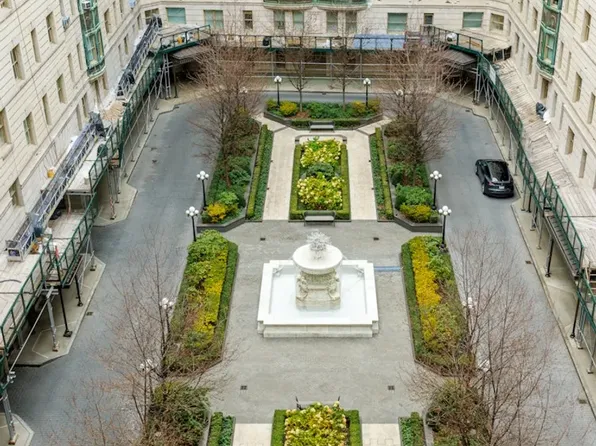 225 West 86th Street image 11 of 20