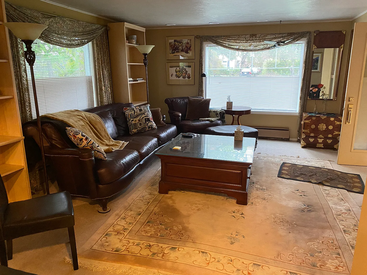 3 bed, 1600 sqft, $2,400 — Photo 4