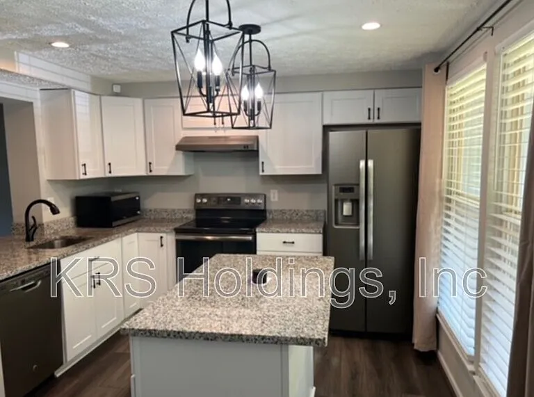 14582 Olde Kent Rd — Photo 9