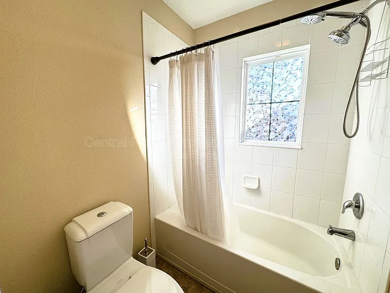 6621 Helmsley Cir — Photo 41