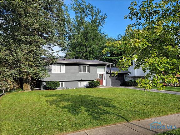 2nd image of 4716 Wickford Dr E