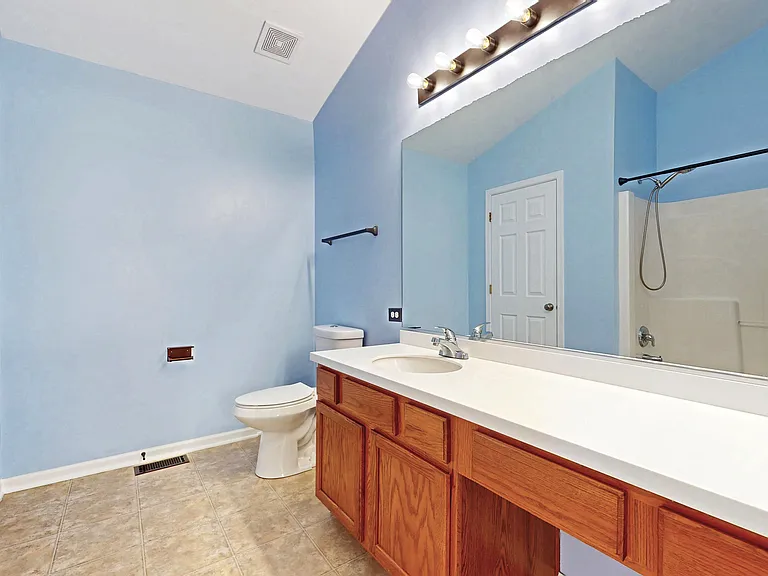 2437 Sir Barton Ln — Photo 24