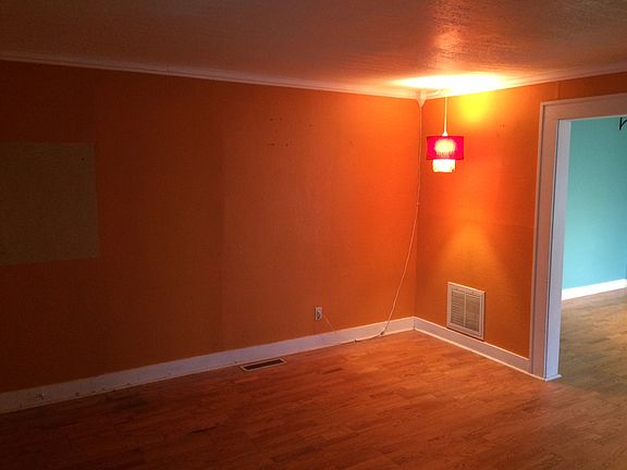 3rd image of 1224 S Indianapolis Ave