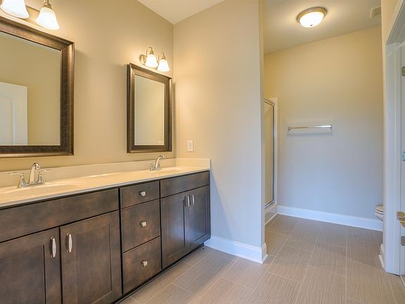 4th image of 852 Arbon Vale Dr