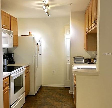 4th image of 5500 Bentgrass Dr #6301