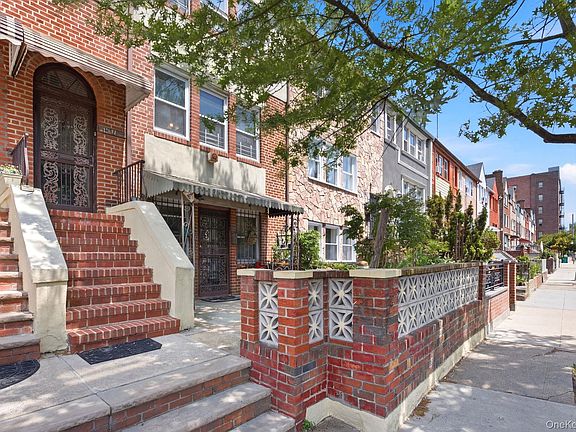2nd image of 2317 33rd Avenue