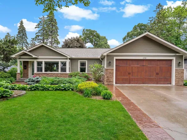 6748 Plymouth Ave N, Golden Valley, MN 55427