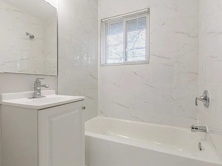 ZD Townhomes — Photo 5