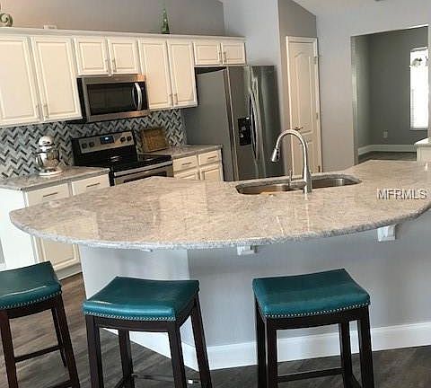 5th image of 653 Winding Lake Dr