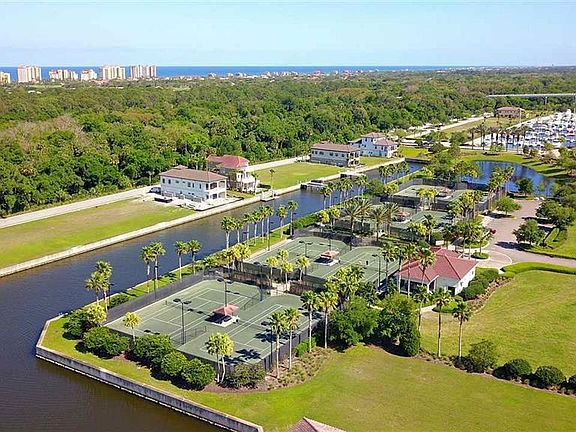 4th image of 232 Yacht Harbor Dr