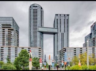 15 Iceboat Ter #1105, Toronto, ON M5V 4A5