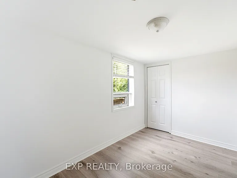 125 Cronsberry Rd — Photo 15