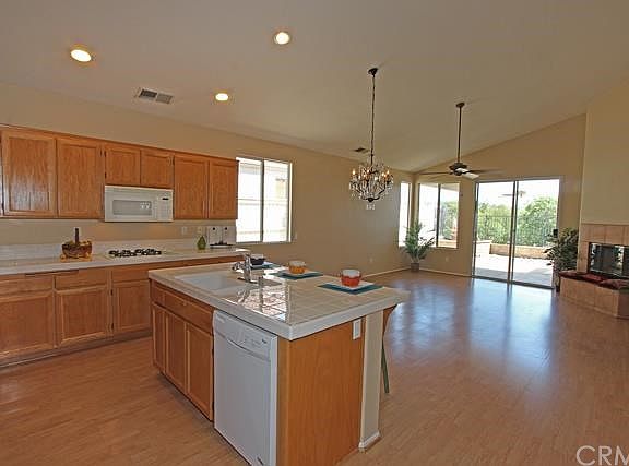 4th image of 40266 Colony Dr
