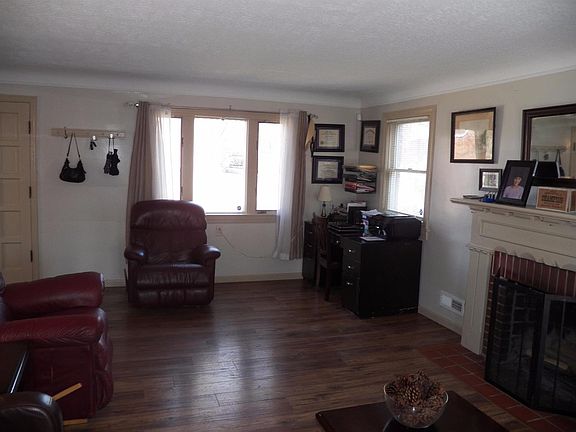 5th image of 2787 Eugenie Ln