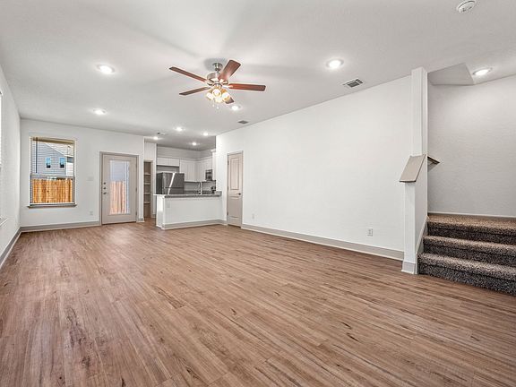 3rd image of 7518 Gramercy Way #102