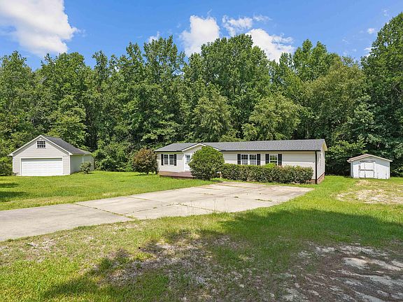 4th image of 44 Green Bramble Ct