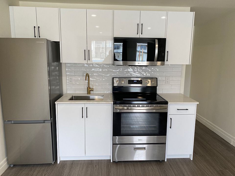 1st image of 7800 Lundys Ln #1520596