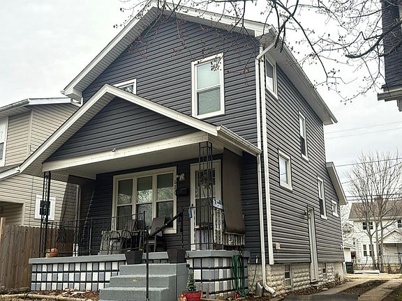 2nd image of 620 S Warren Ave