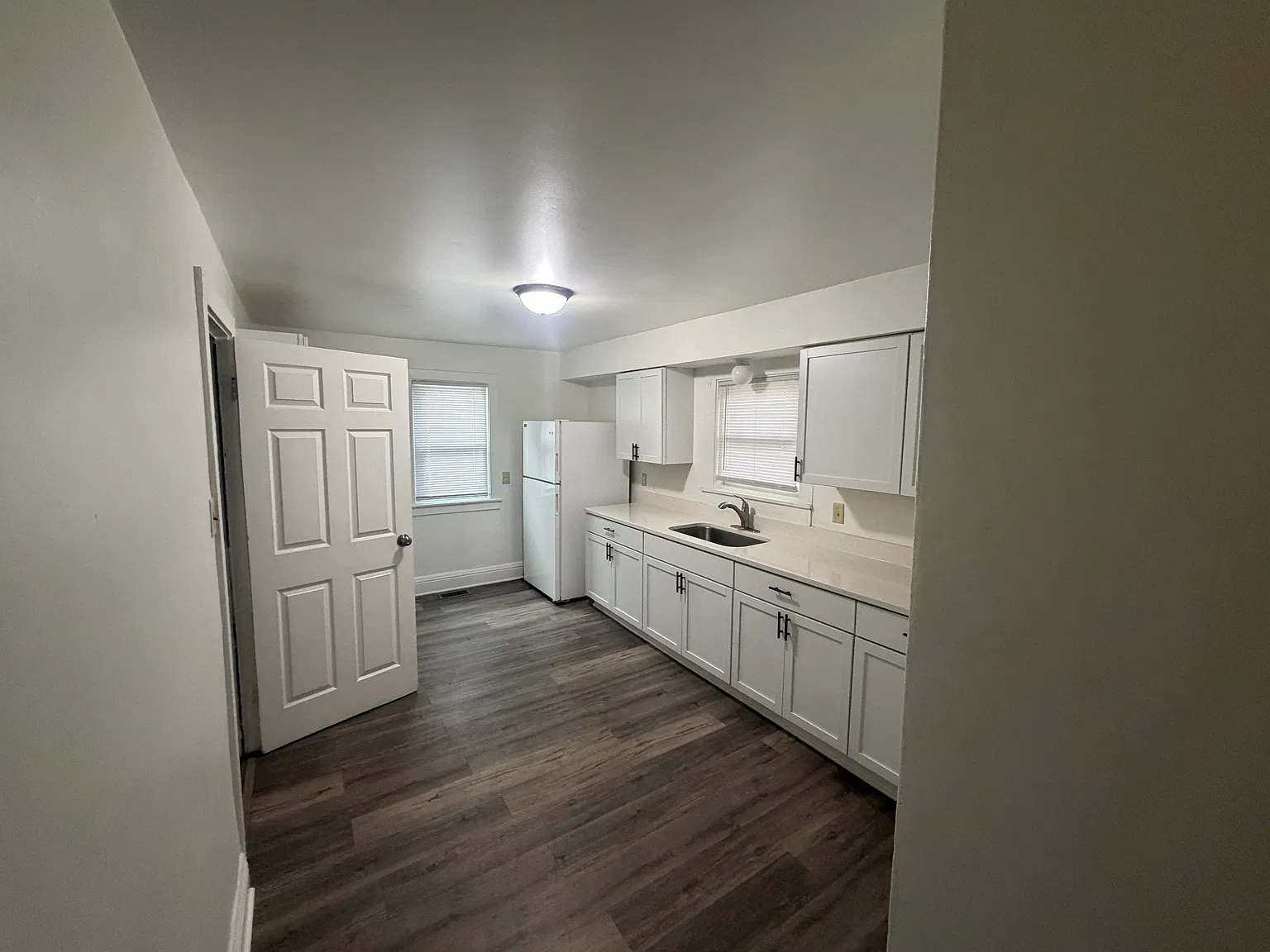 4 bed, 1618 sqft, $2,100 — Photo 3