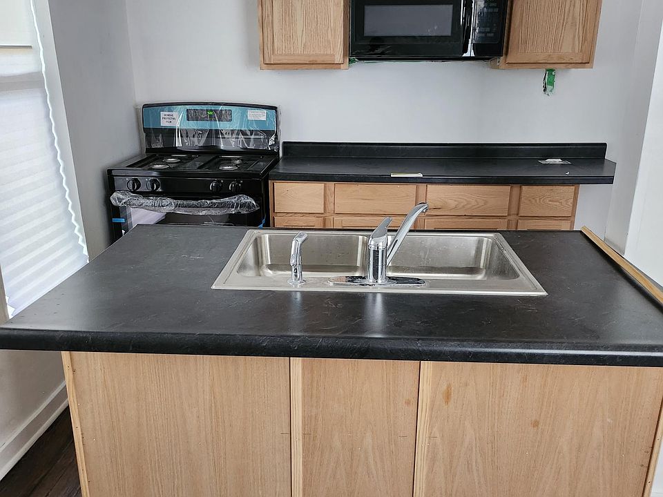 2nd image of 6639 S Perry Ave APT 3N