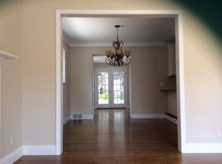 276 Moran Rd, Grosse Pointe Farms, MI 48236