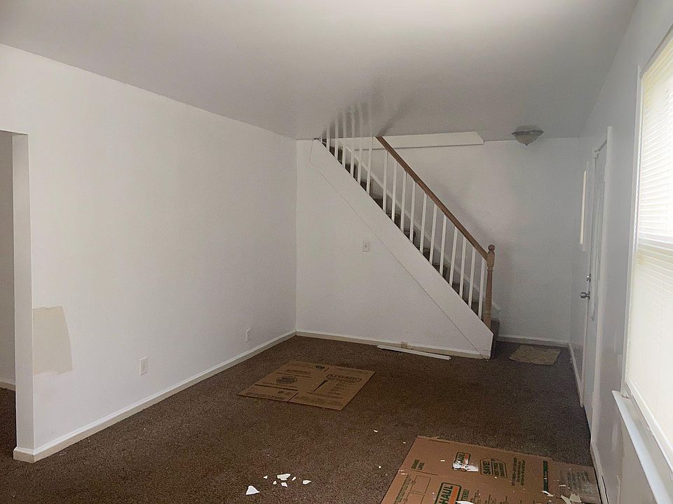 1st image of 20878 Mitchelldale Ave