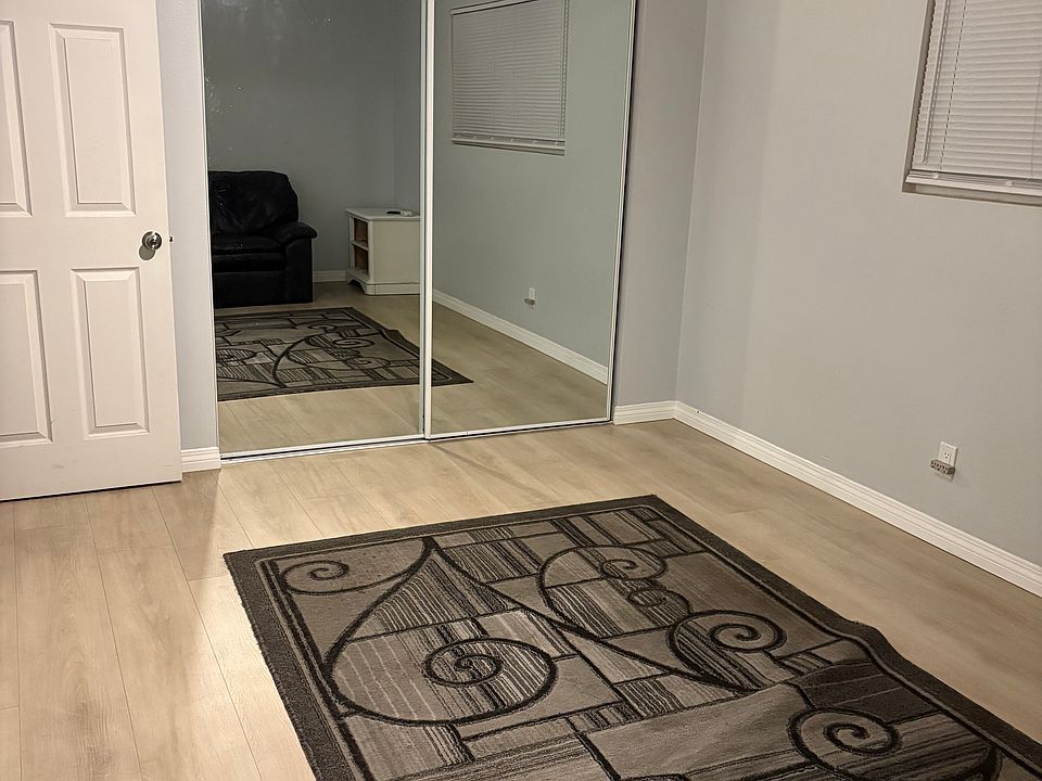 2nd image of 16446 California Ave