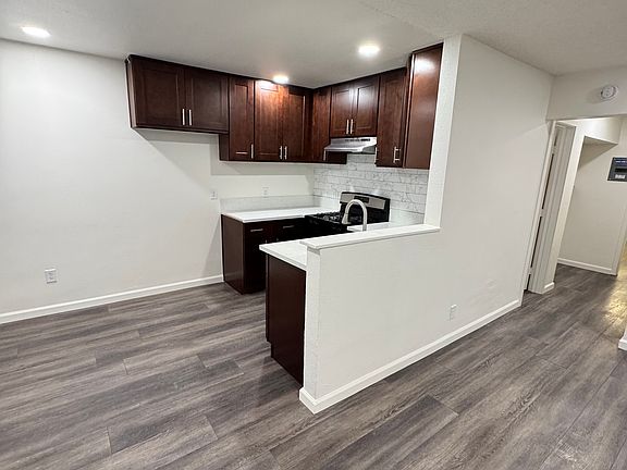 5th image of 1151 W 9th St APT D