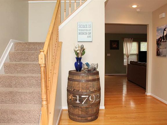 2nd image of 10217 Stoneybrook Ct