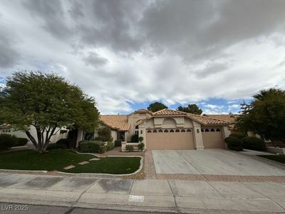 3128 Pelican Beach Dr, Las Vegas, NV, 89117