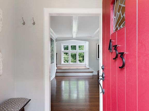 433 Beechmont Drive