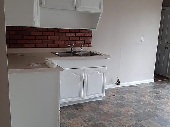 5th image of 8737 E 41st Pl