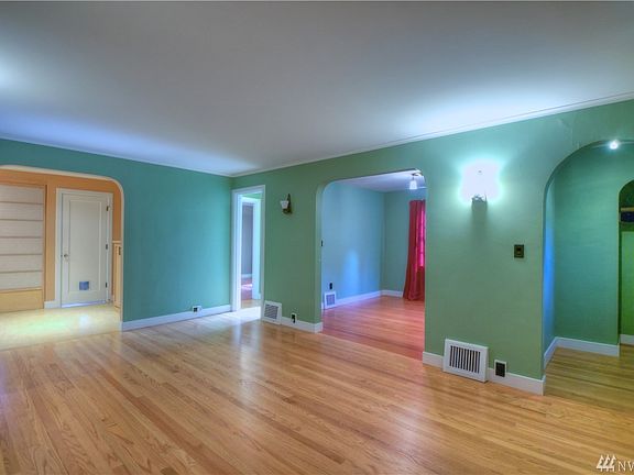5th image of 136 Percival St NW